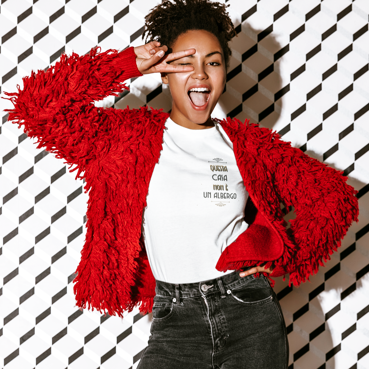 Questa casa non è un albergo  -più colori disponibili-